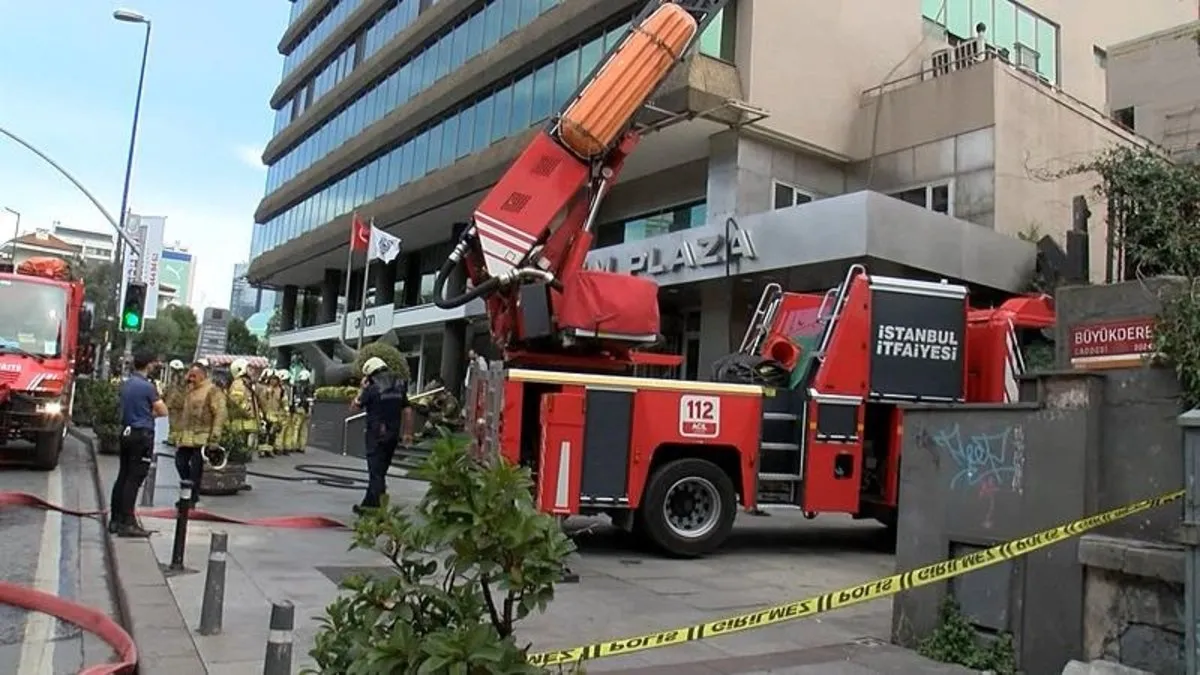 Şişli’de rezidansta korkutan yangın