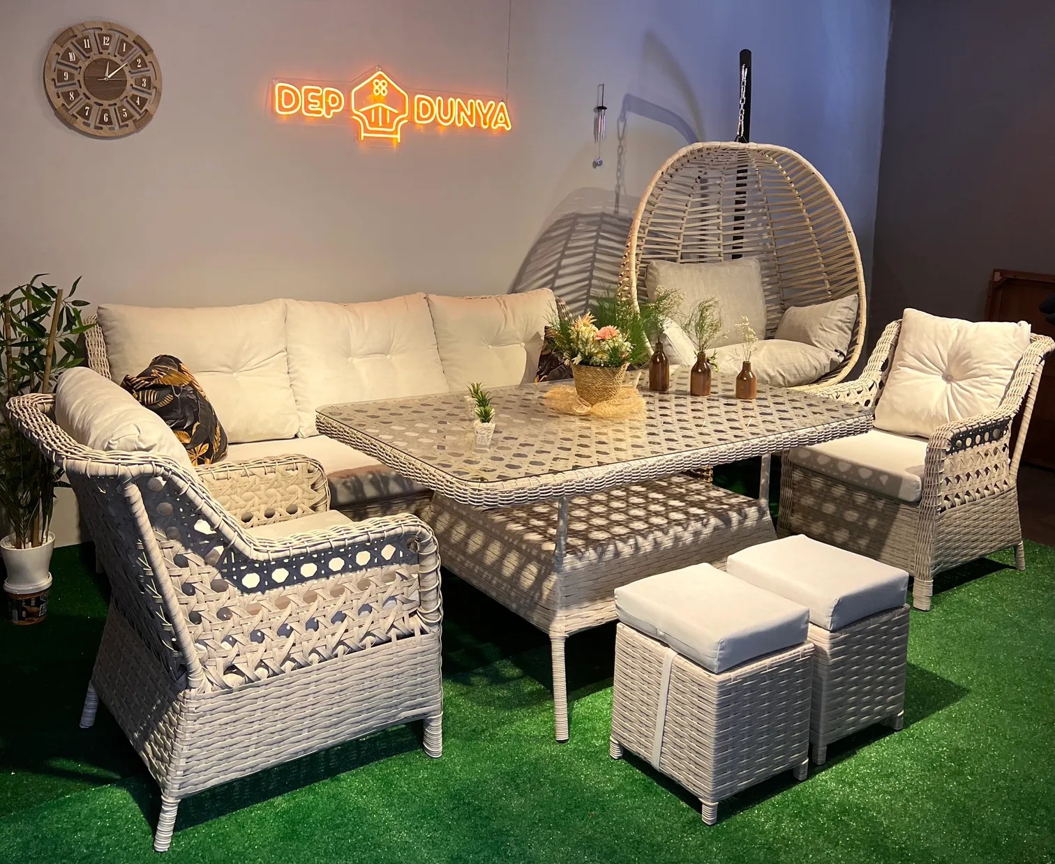 Bahçe Mobilyaları Seçim Rehberi Rattan ve Alüminyum Karşılaştırması